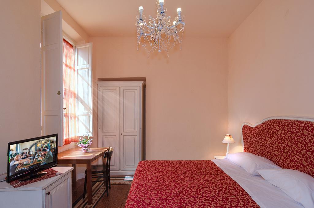 Hotel Galileo Πίζα Εξωτερικό φωτογραφία